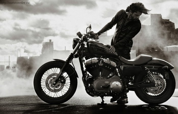 Мотоцикл Harley-Davidson Sportster 883