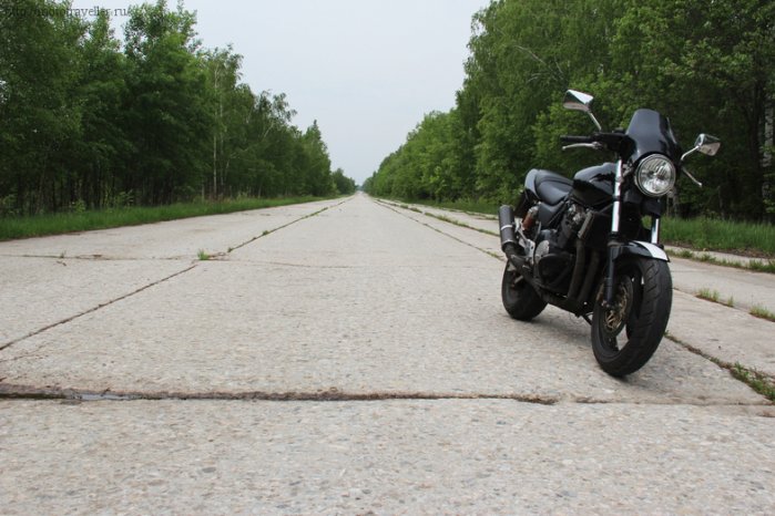 отчет о поездке на мотоцикле Honda cb 400 на танковый полигон длятестирования техники НИИИ-21 под Бронницами