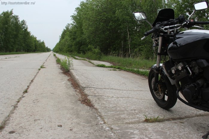 отчет о поездке на мотоцикле Honda cb 400 на танковый полигон длятестирования техники НИИИ-21 под Бронницами