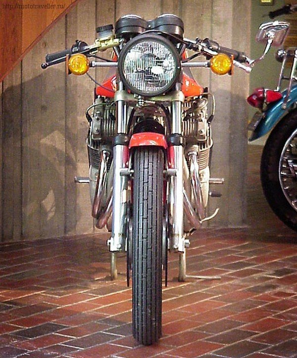 Мотоцикл mv agusta 750 sport america