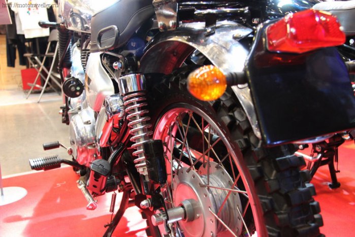 Заднее колесо мотоцикла Royal Enfield