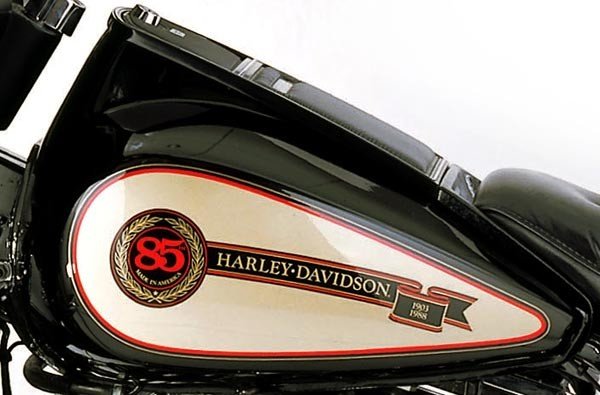 Бензобак мотоцикла Harley-Davidson Electra Glide