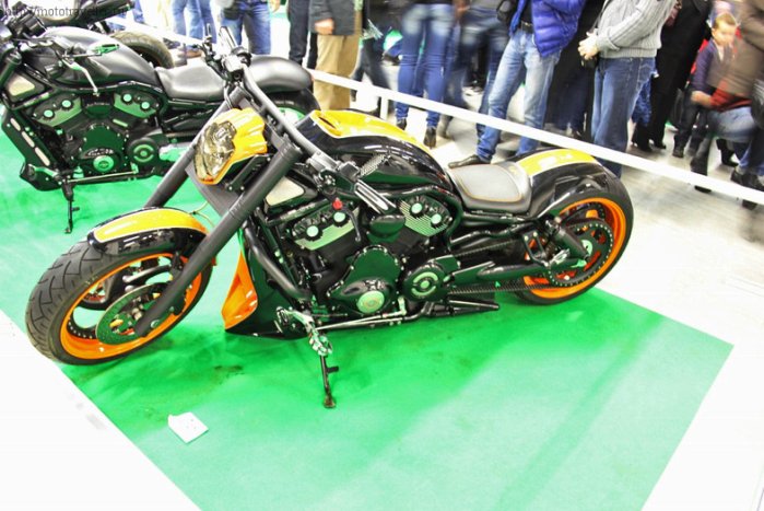 IMIS-2013 кастом мотоцикл из Harley VRod
