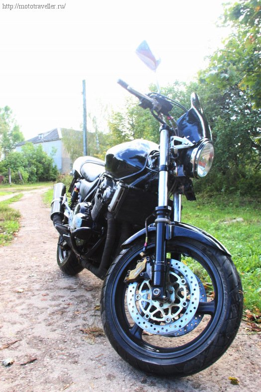 Продажа мотоцикла Honda cb400 sf 2000 года выпуска.