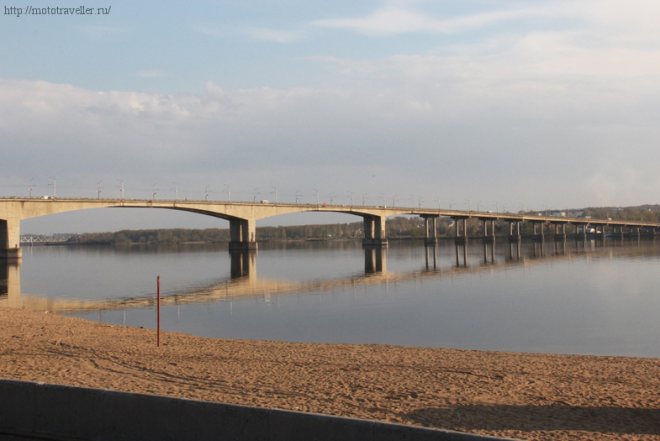 Автомобильный мост в Костроме