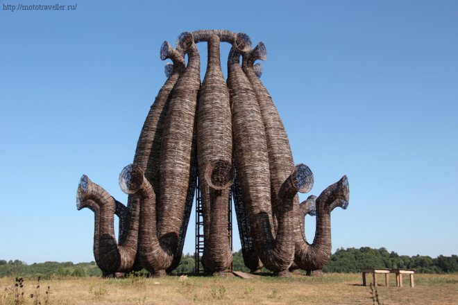 Бобур. Архстояние.