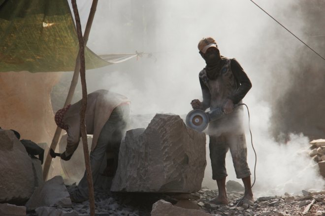 Производство Будд в Камбодже